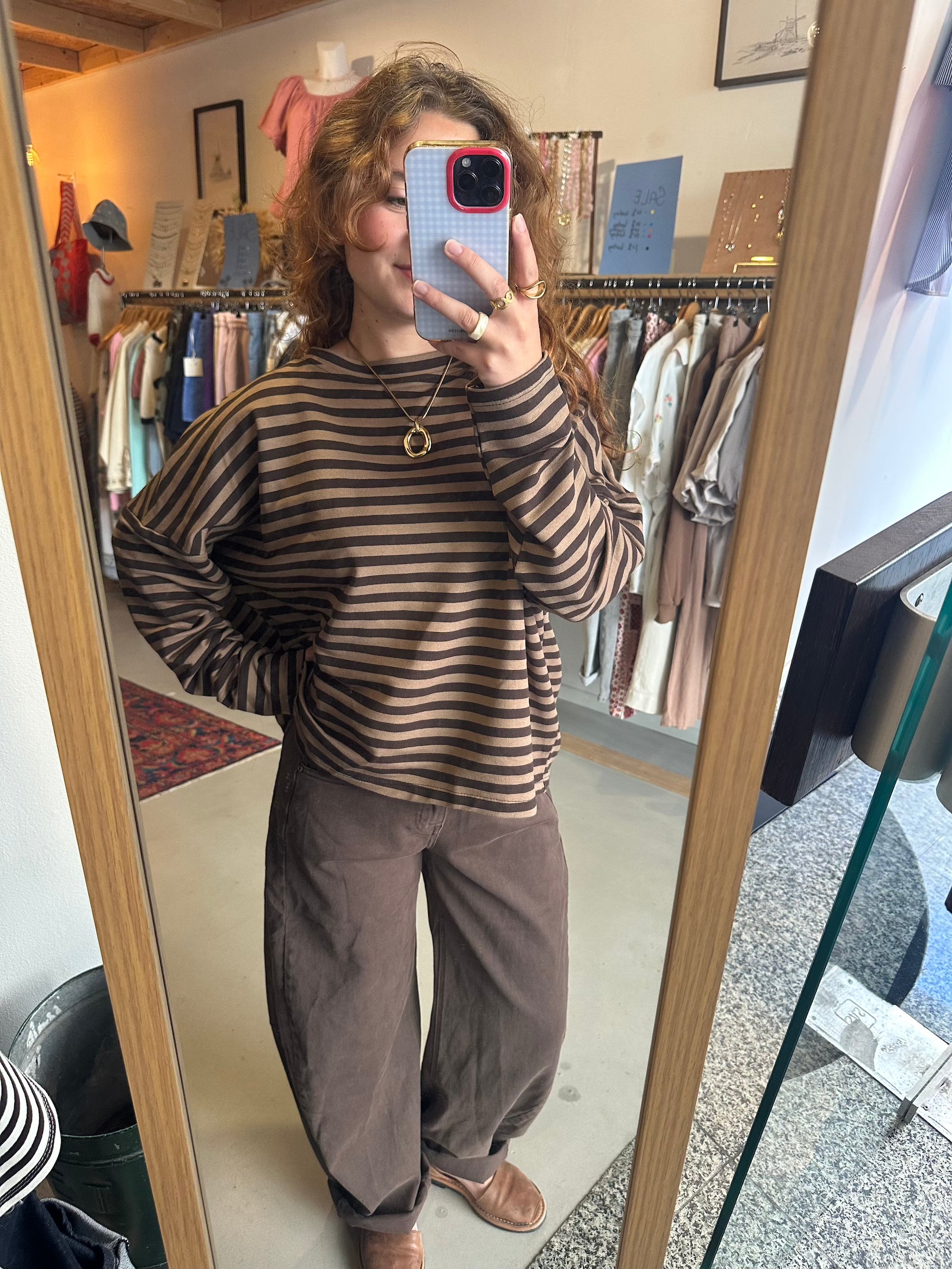 Barrel jeans poeder bruin